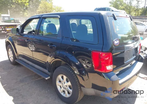 2010 Mazda Tribute I Sport из США, поврежденный, VIN 4F2CY9C79AKM00051